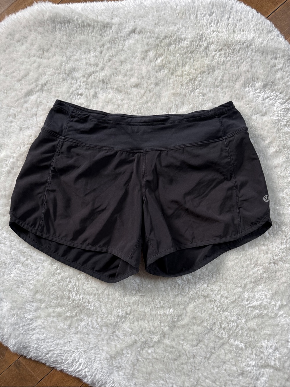 Lululemon shorts-Size 6